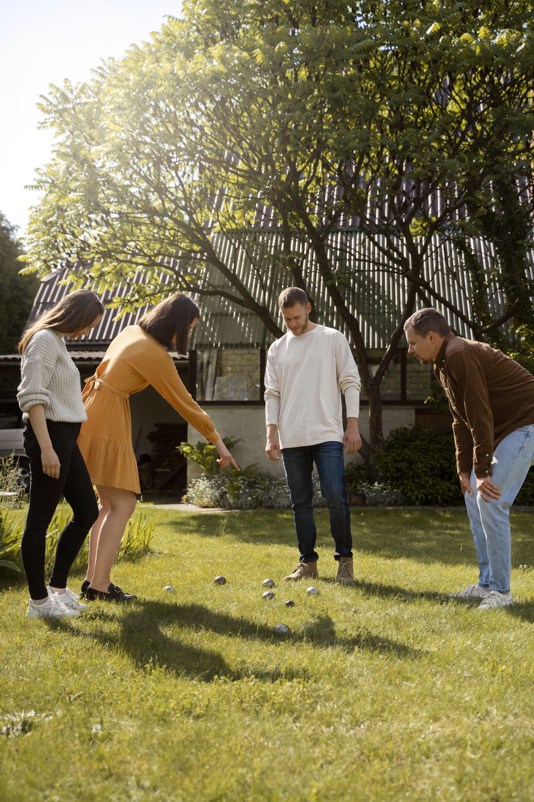 side-view-friends-playing-sport-outside